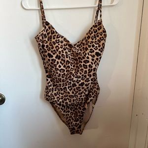 Summersalt “the Voyager” Swimsuit In Leopard, Size 6